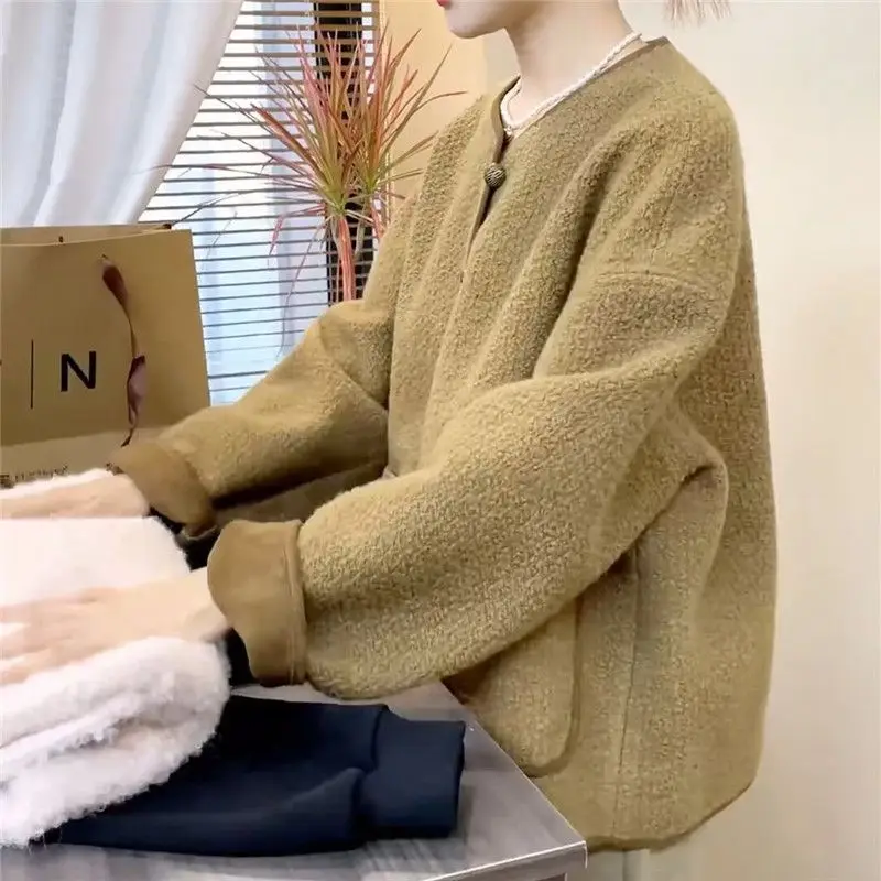 

Sle ort Quilted Jaet Women's Casual round Ne Leather And Fur Inteated Spring Autumn Top Lazy Faion Sensation