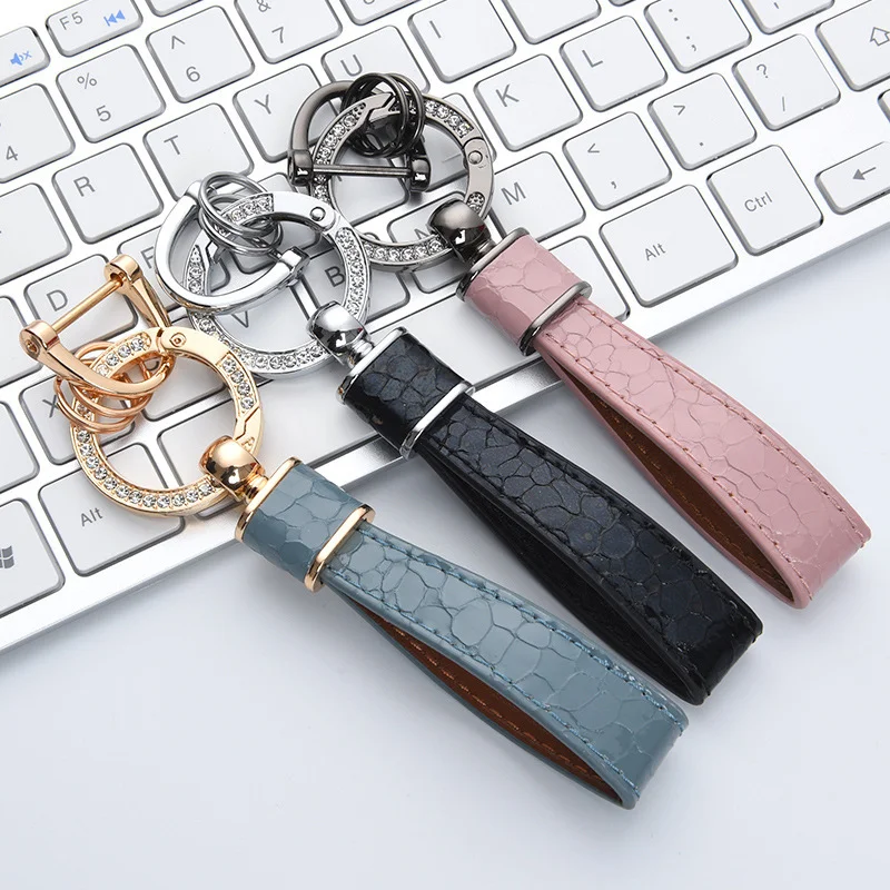 Fashion Black Gun Metal Rhinestone Luxury Keychain New Stone Car Key Chains Trendy Leather Unisex Generic Square Keyrings Gift