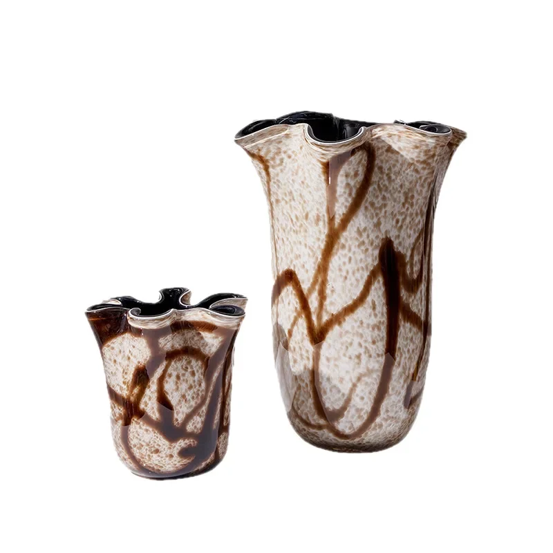 

Modern simplicity, brown, irregular stripes, large mouth glazed vase, creative light luxury, model room decoration