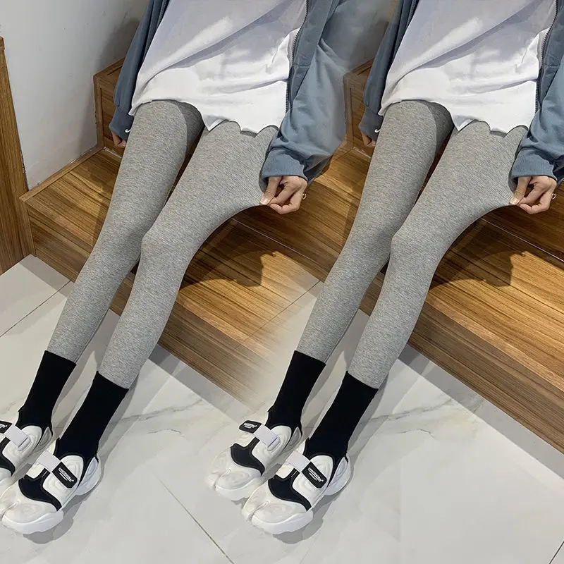 女性用レギンス 暖かいニット フレアパンツ ハイウエスト 裏起毛タイツ ヒップアップ効果 トレンド感あふれる 快適 秋冬 マイクロホーン