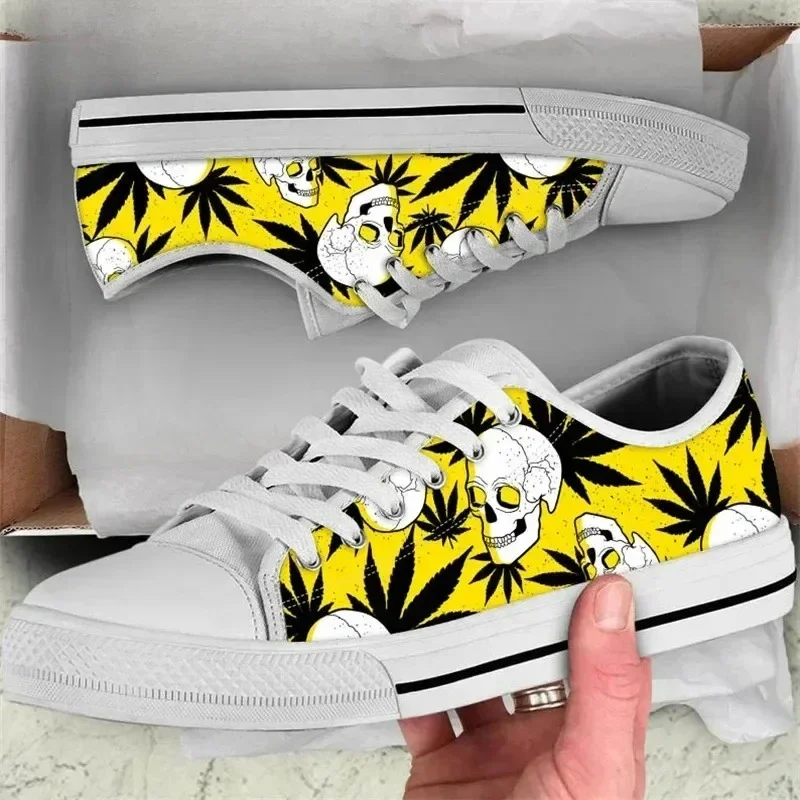 

Classic Green Skull Head Pattern New Fashion Women Plimsolls Outdoor Casual Lace Up Canvas Shoes Dropshipping