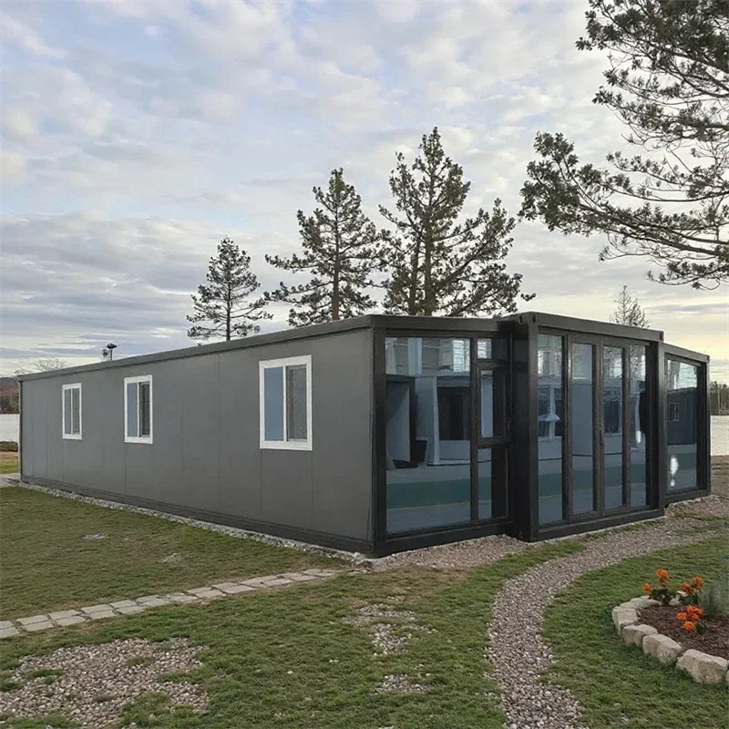 2 3 Bedrooms Luxury Prefab Expandable Container House 20FT 40FT Folding Room Expandable House Prefab Tiny Homes Hot Sale USA