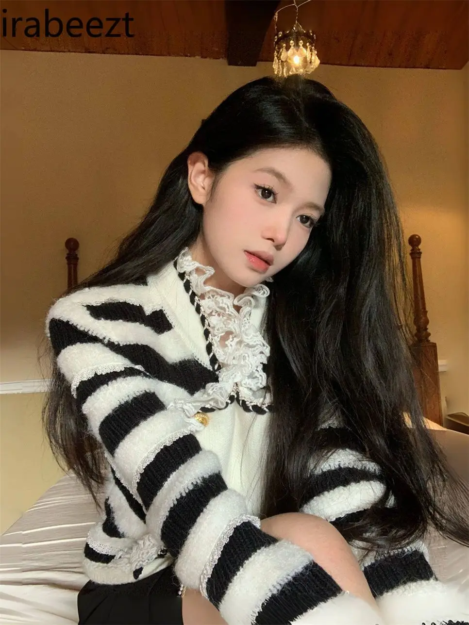 Winter New Fashion Design Sense Knitted Sweater High Waist Slimming Half Skirt Two Pieces Sets of Women Conjuntos De Falda