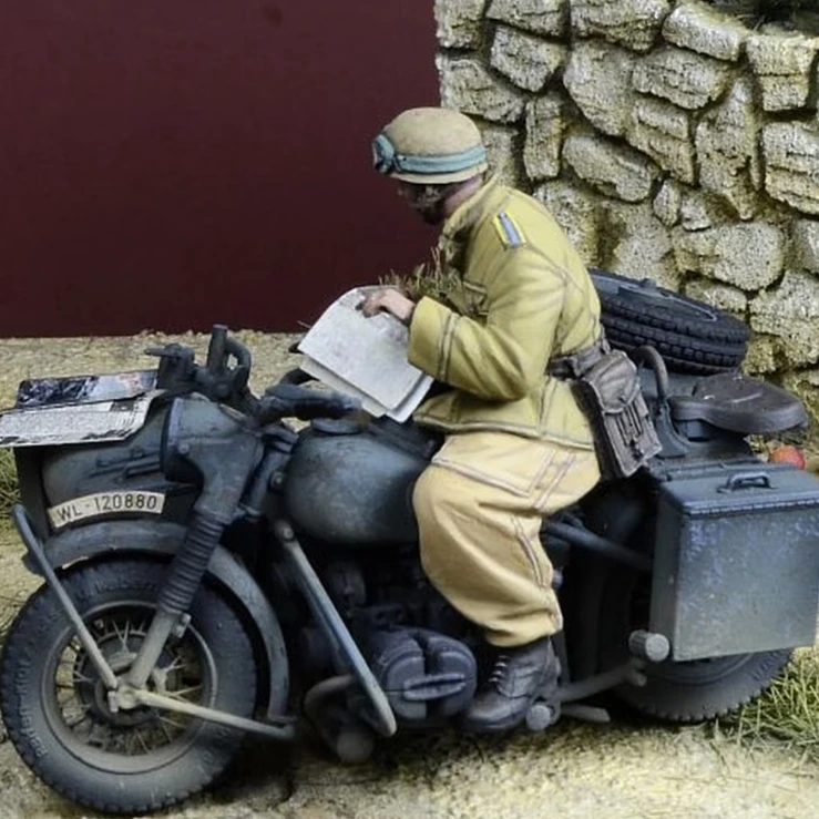 

1/35 Resin Model Figure GK， Unassembled and unpainted kit