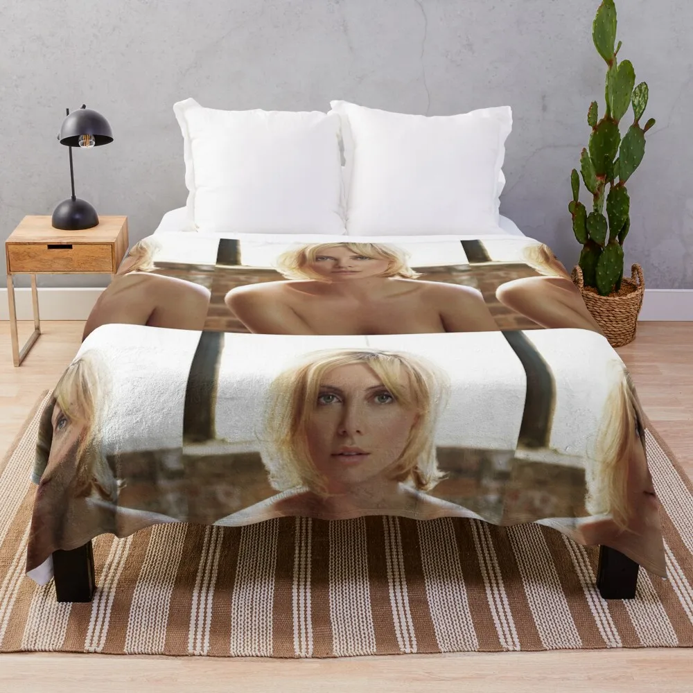 

charlize theron Throw Blanket Beach manga Vintage Thermals For Travel Blankets