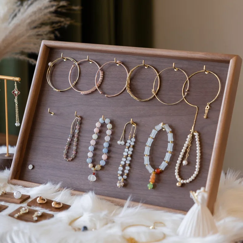 

Walnut Wood Jewelry Tray Minimalist Retro Bracelet Storage Trays Exhibitor Counter Bracelets Display Pallet Jewellery Showcase