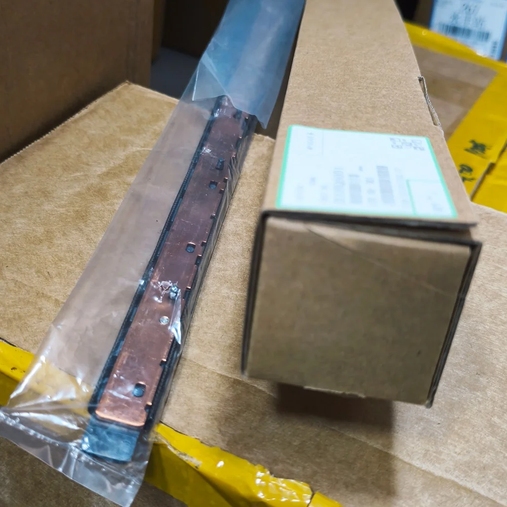 

1PCS ORIGINAL Oil Application Pad for Ricoh MP2554 3054 3554 4054 5054 6054 2555 3035 3555 4055 5055 6055 Fusing Pad