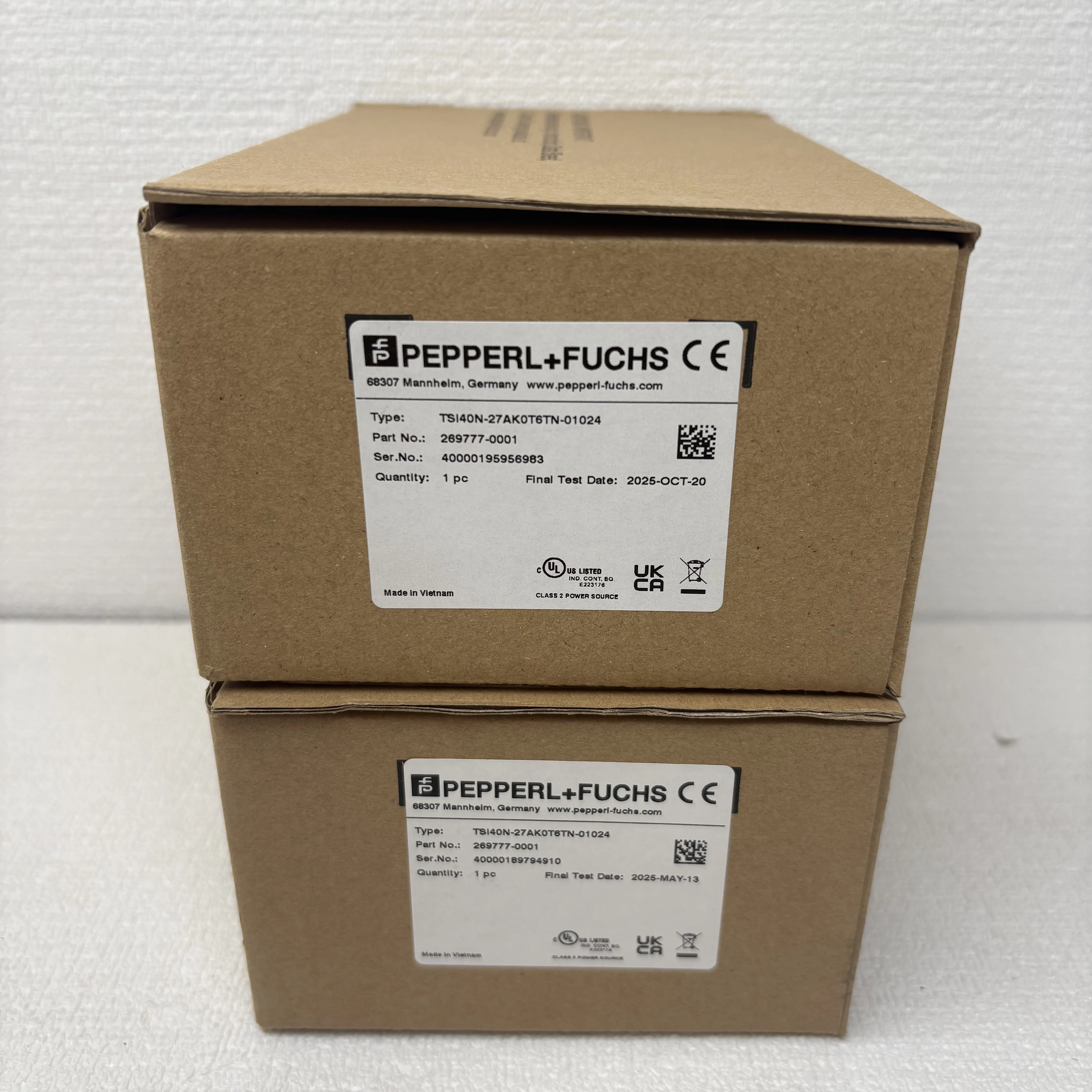 

Новый оригинальный поворотный энкодер TSI40N-27AK0T6TN-01024（269777-0001）