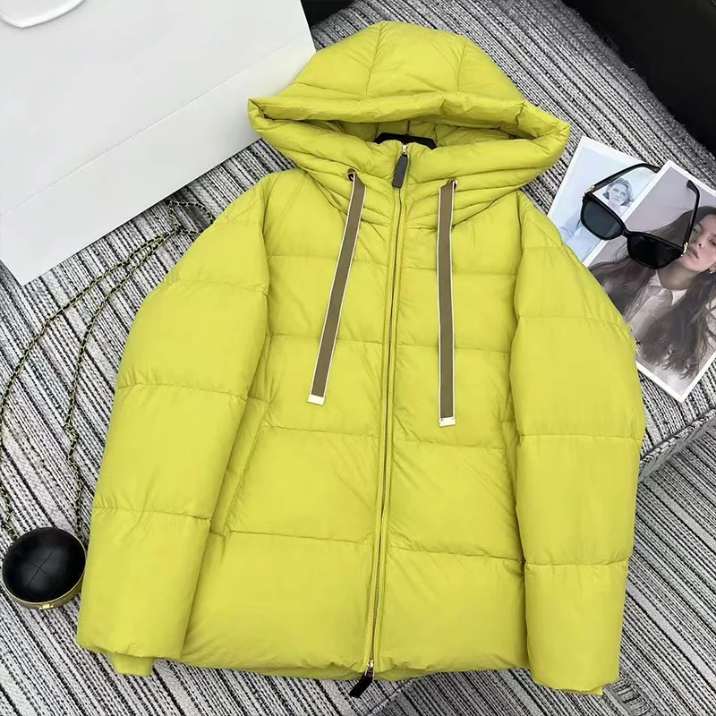 고품질 겨울 여성용 다운 재킷 후드 포함 - 심플하고 패셔너블한 코트 2025 신상품 25121220