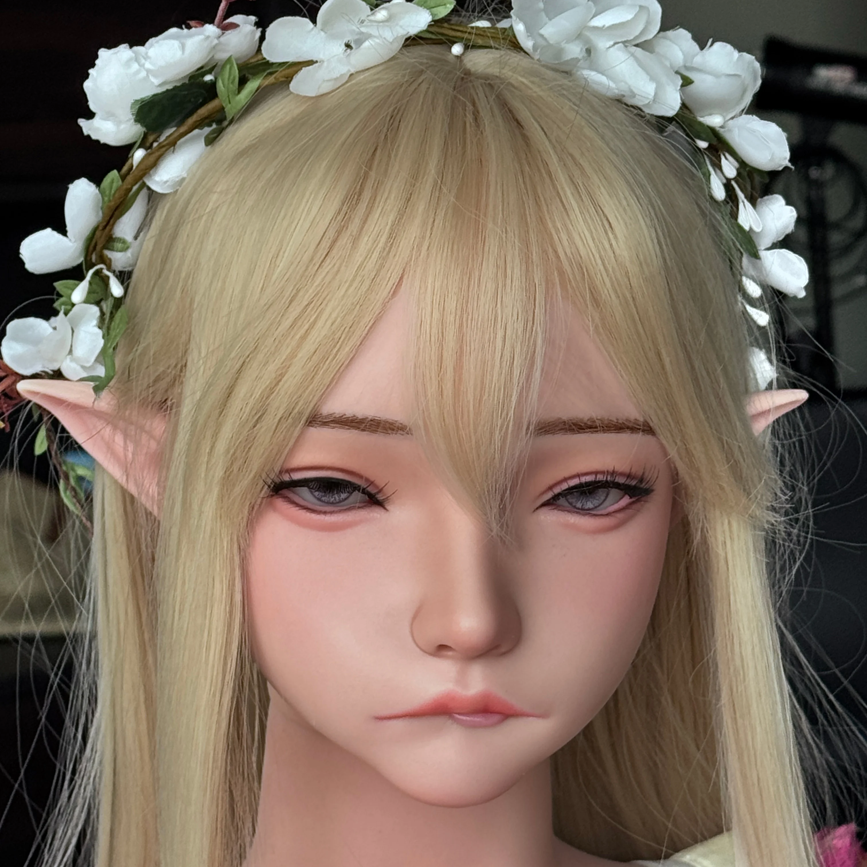 Simulated skin texture elf silicone head mold, professional training tool for nail and eyelash studio, no shoulder support, no b