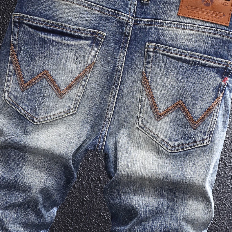 Fashion Vintage Men Jeans Retro Washed Blue High Quality Slim Jeans Men Casual Trousers Embroidery Designer Denim Pants Hombre