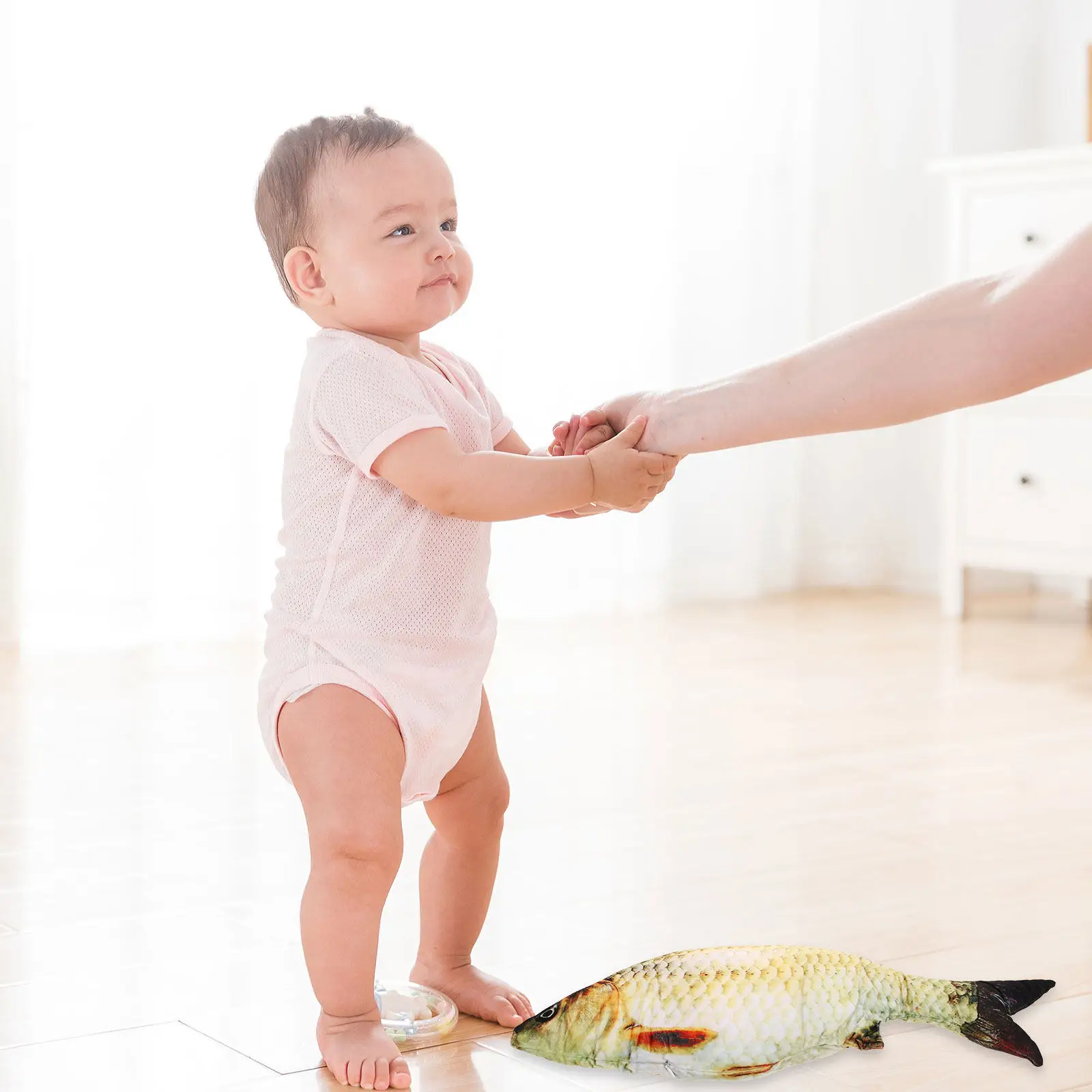 

Simulated Carp Cushion Vivid Cartoon Fish Design Premium Filled Comfortable Touch Kids Friend Home Bedroom Decor