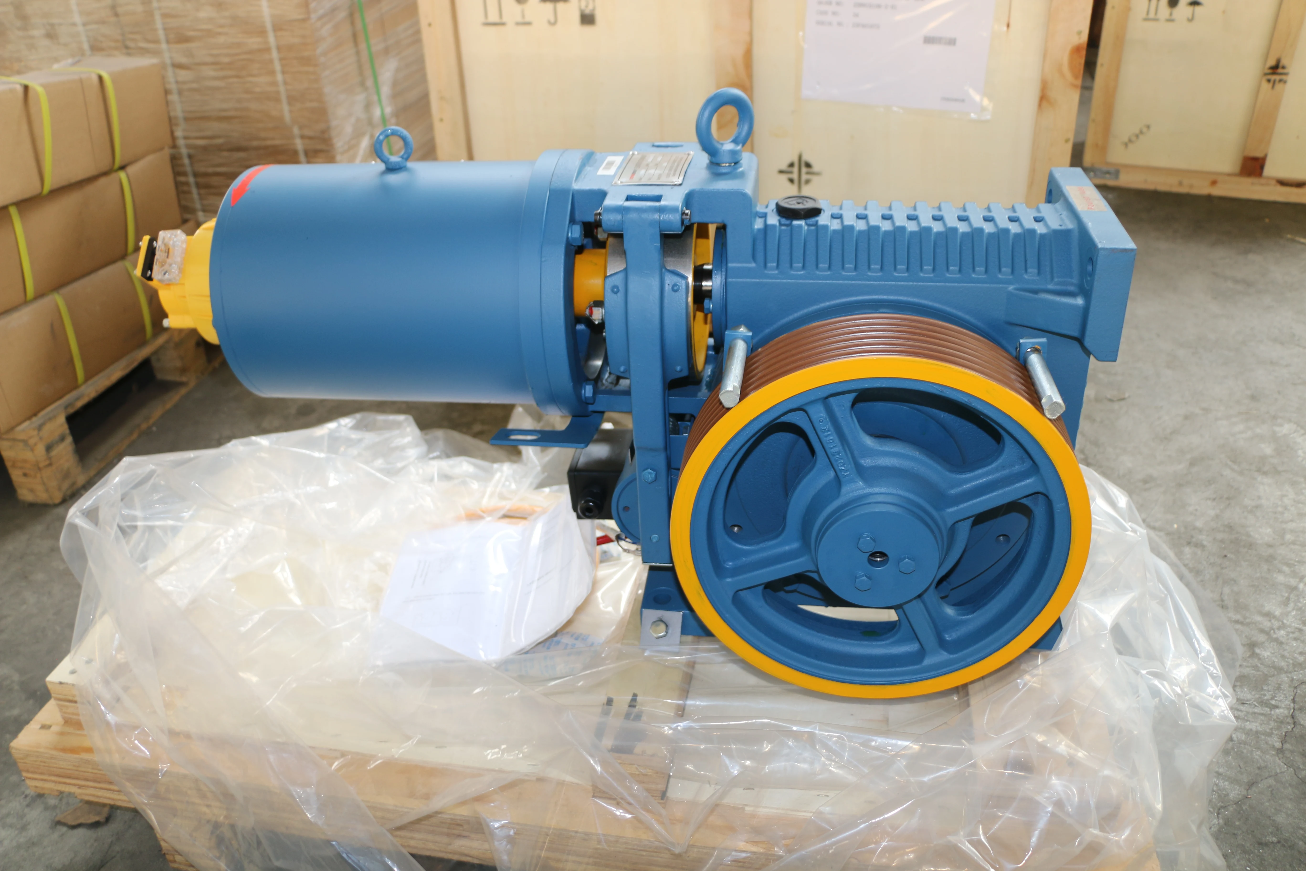 Elevator Traction System Parts Lift Geared Machine Motor Traction Machine