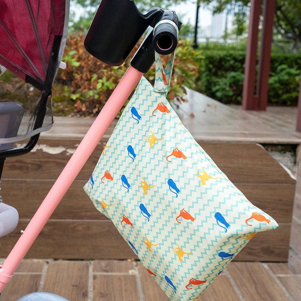 3pcs Waterproof Diaper Bags Bear Fox Rainbow Print Washable Menstrual Pouch Portable Handle Bags Swimsuits Wet Bag for Travel