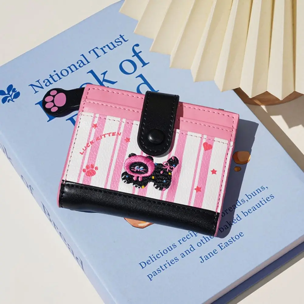 Portafoglio con gatto ricamato in stile coreano retrò Porta carte ultra sottile Porta carte Porta carte con pochette corta Porta carte in pelle PU da donna