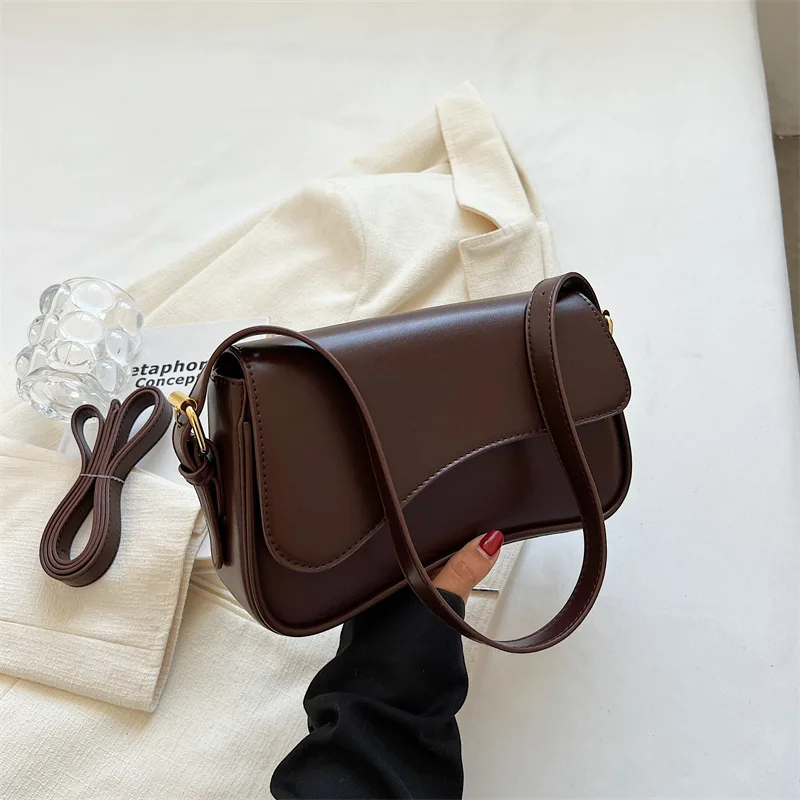 

2025 Hot Sale New Women Fashion Vintage Shoulder Bag for Woman, Chain Handbag, Black Crossbody Bags, Underarm Bags，PU