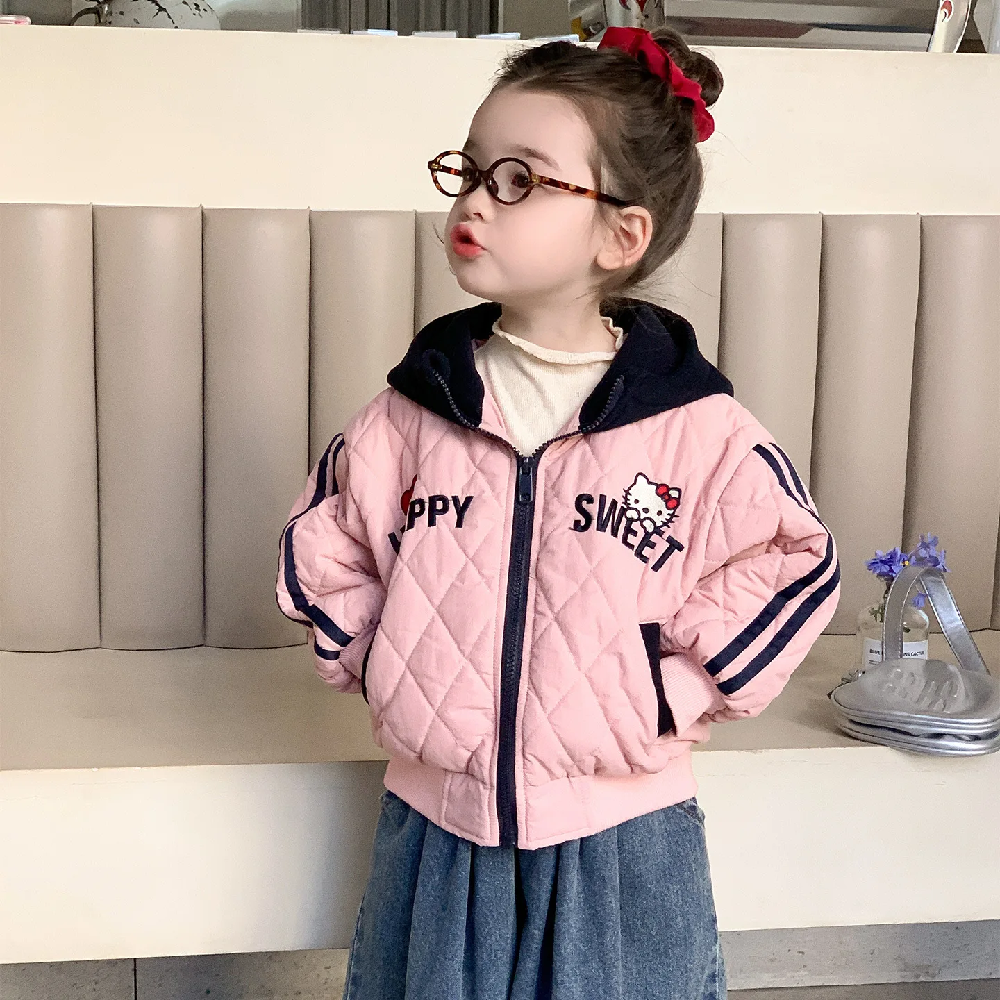 

Anime HelloKitty Girls' Winter Thick Velvet Warm Fashion Cardigan Hoodie Baby cartoon cute sweet loose casual winter cotton coat