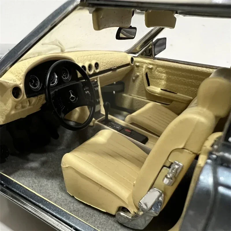 Modèle de voiture en alliage métallique moulé sous pression pour enfants, haute simulation, collection de jouets, cadeaux, Mercedes-Benz 350 SL, 1:18