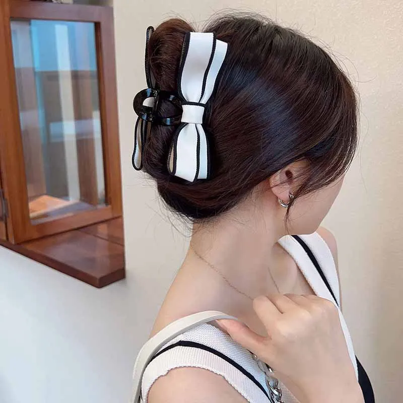 2023 Simple Black White Striped Bow-knot Hairgrips Clip for Girls Trendy Knot Hair Clamps Ponytail Holder Hairclaws Wholesale