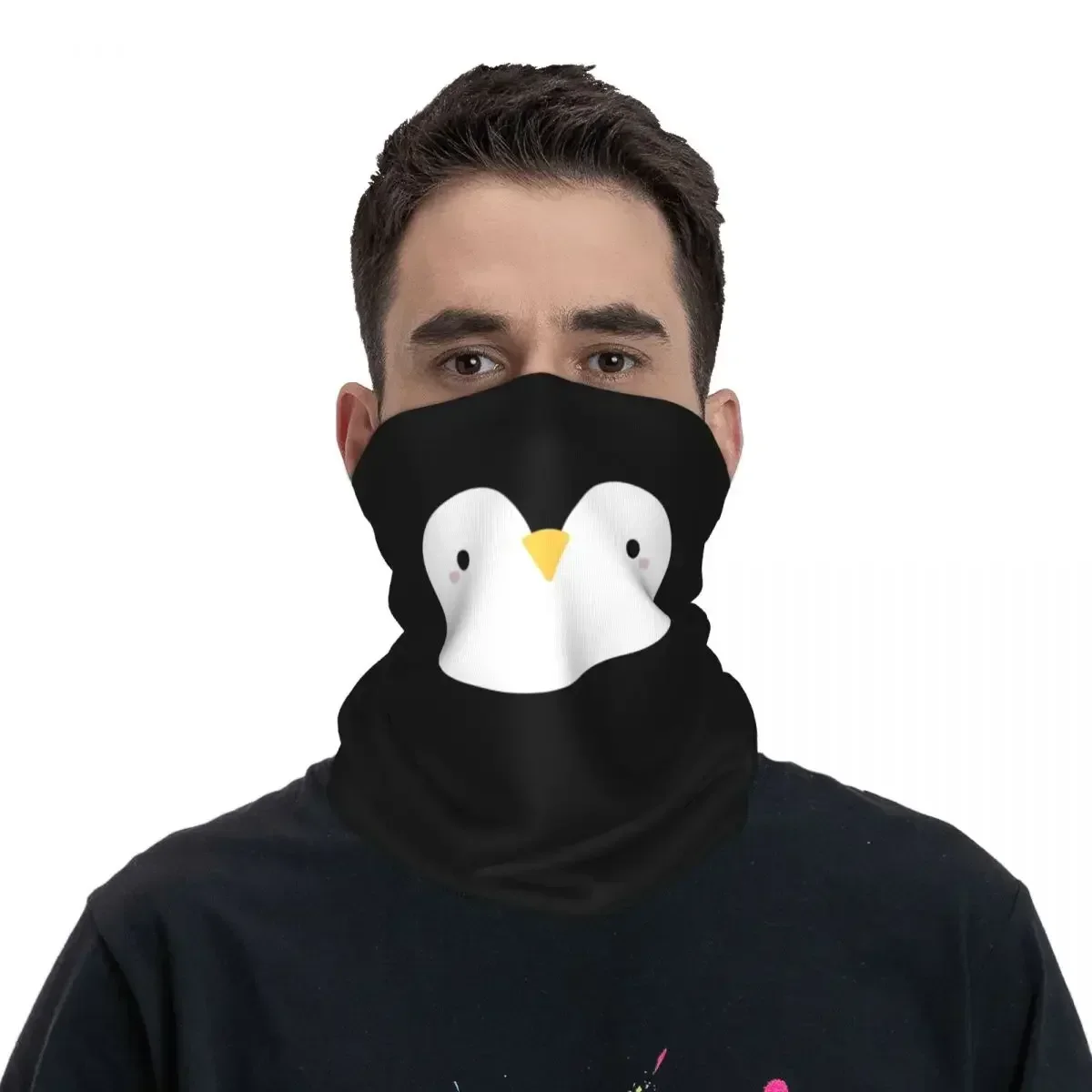 Cute Little Penguin Face Bandana Neck Gaiter Printed Wrap Scarf Multifunction Headwear Outdoor Sports Unisex Adult Washable