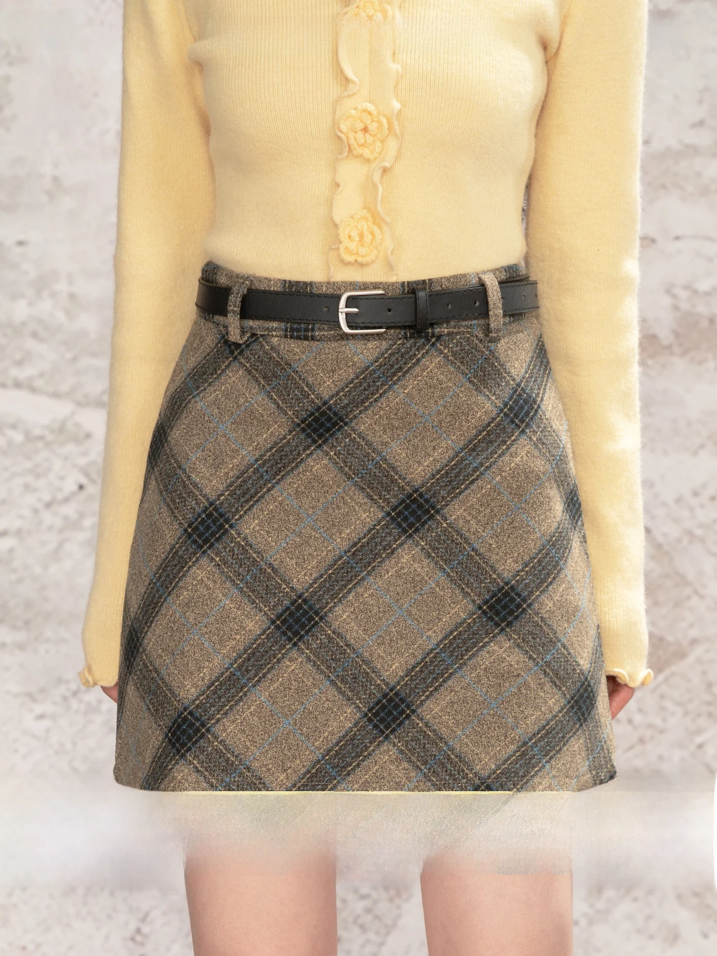 Loveheynew Vintage Plaid A-Line  Skirt with Belt Women's Winter High Waist Slim Fit Short Skirt City Commute Polyester Wo...