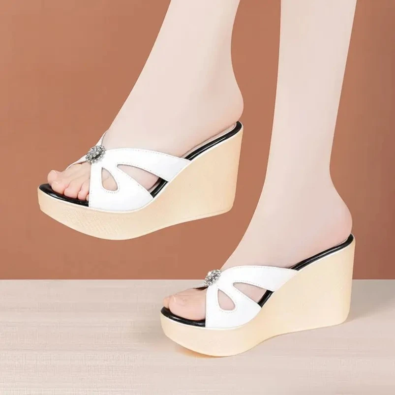 

2025 Высококачественные летние босоножки на танкетке для женщин, высокий каблук 8 см, 11 см, размер 33, 34, 43, элегантная обувь на платформе с открытым носком, черный, белый цвет