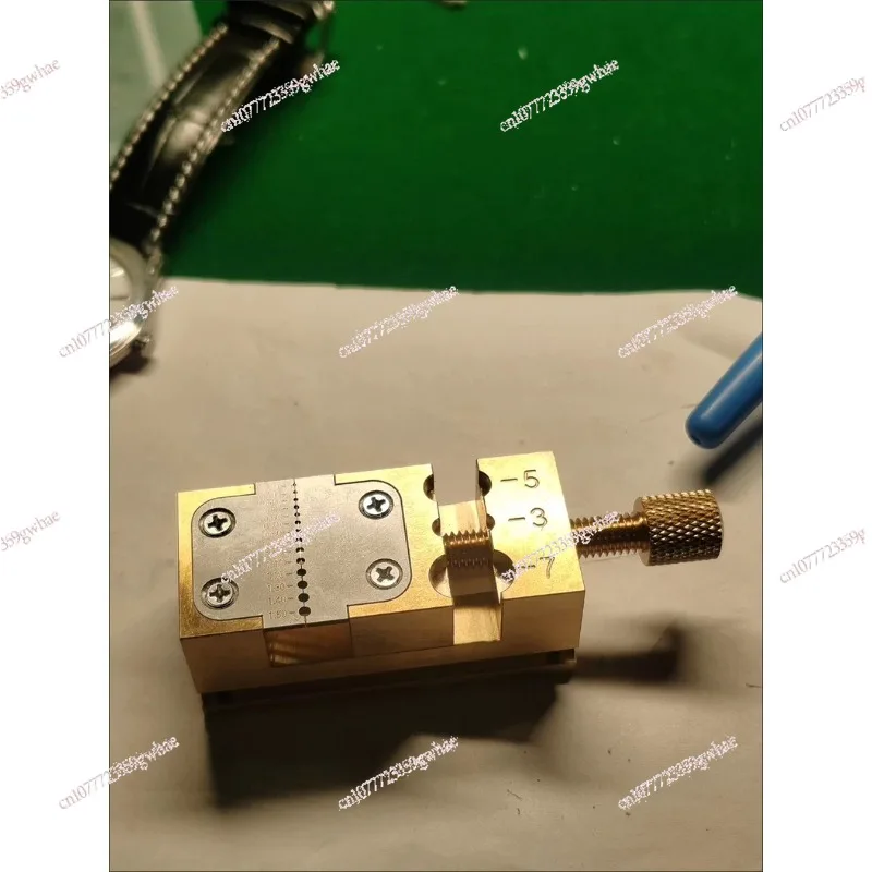 

Pure copper vise handle handle, suitable for watch handle repair