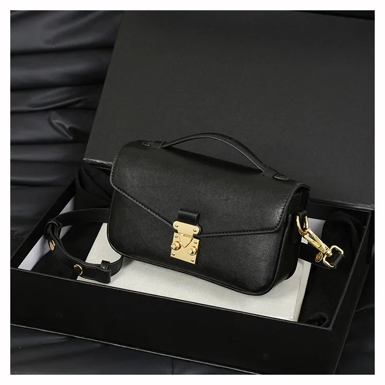 

2025 Новая легкая роскошная ретро-сумка - женская маленькая квадратная, универсальная сумка через плечо/через плечо для поездок на работу