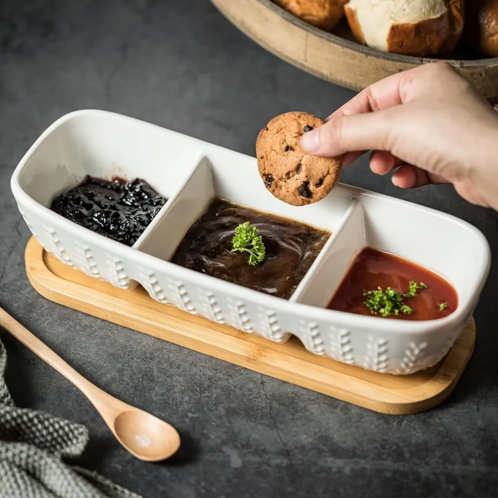 صينية بهار مكونة من 3 أقسام، وعاء رقاقة وغمس مع صينية تقديم خشبية، مثالية للوجبات الخفيفة والمقبلات والفحم والرقائق، كاليفورنيا