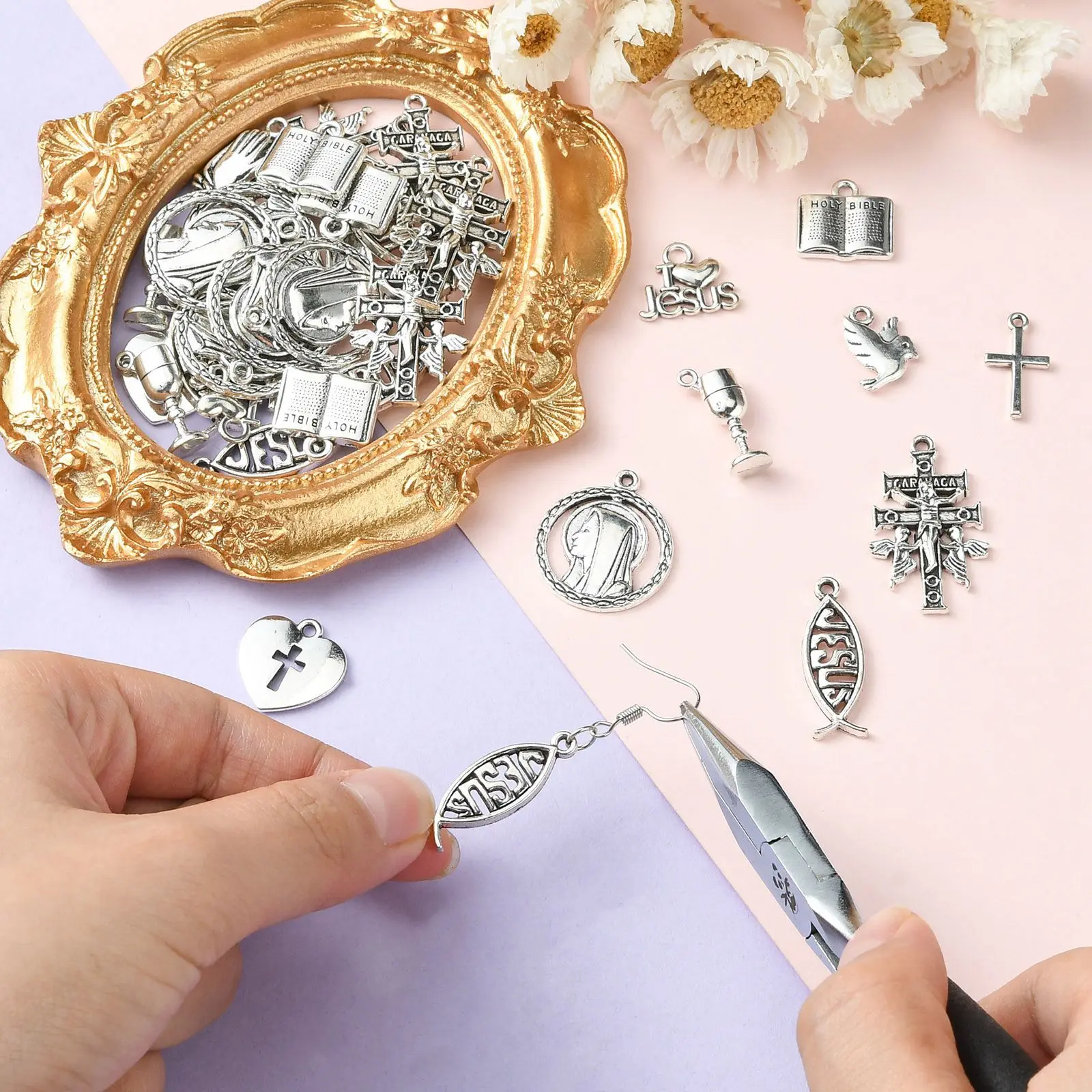PandaHall 100 Stück 10 Stile Tibetische Christliche Religiöse Anhänger Gebetskreuz Herzanhänger für DIY Schmuckherstellung Zubehör – Detail 3