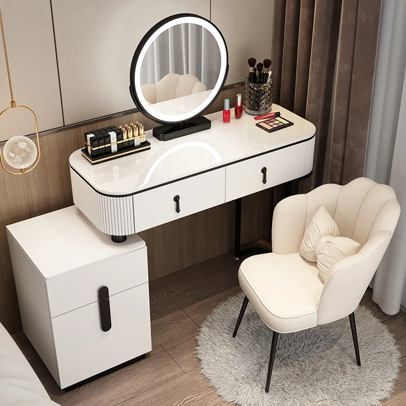 The new dresser bedroom is modern, simple and small, and the dressing table storage cabinet is integrated with high sense.