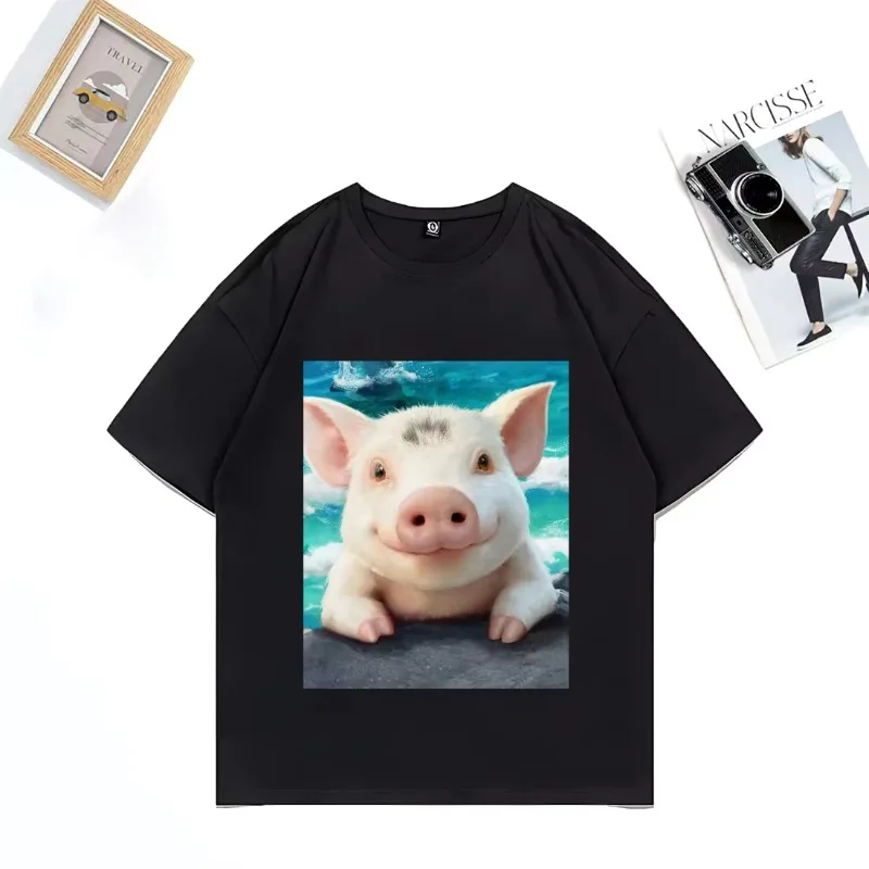 

Funny Cute Pig By The Sea NEW Graphics T Shirts Men Women's Summer Fashion Tops T Shirt Cotton Short Sleeve Casual Streetwear