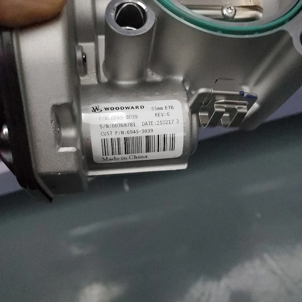 El motor original de Weichai 612600191591 parte el cuerpo 6945-5039 del acelerador para SINOTRUK HOWO