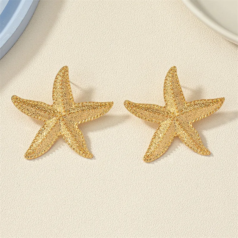 Fashion Exaggeration Summer New Golden Starfish Earrings for Woman Holiday Party Bohemian Jewelry Accessories for Women