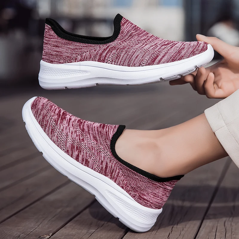 Lightweight Women Slip-on Walking Shoes Knitted Breathable Mesh Casual Shoes Comfort Soft Sole Daily Footwear for Travel Jogging