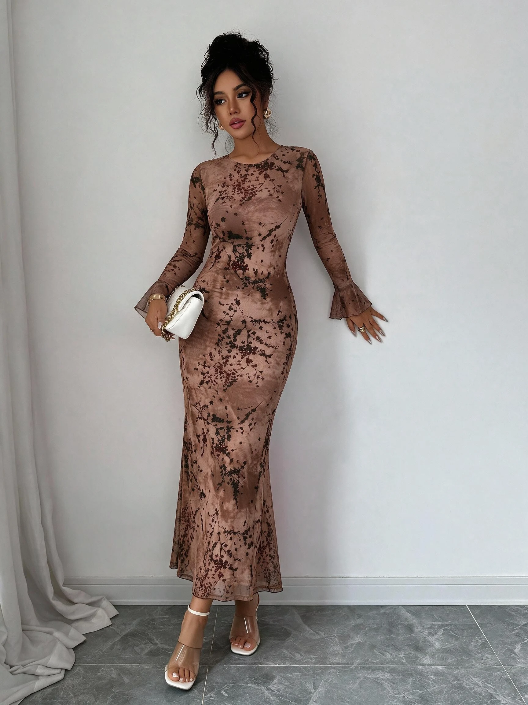 Damen Mesh Langarm Blumenmuster Maxikleid mit ausgestellten Ärmeln, figurbetontes Meerjungfrauenkleid, elegantes Abendkleid für Party und Clubwear. – Detail 3