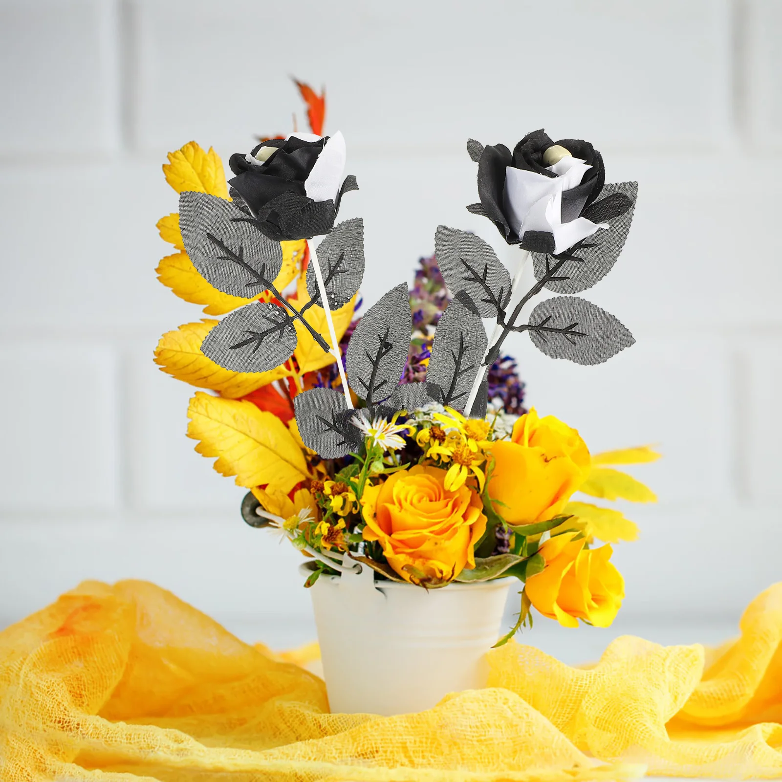 

Skull Roses Outdoor Skullhead Decor Eucalyptus Halloween Party Decorations Bride