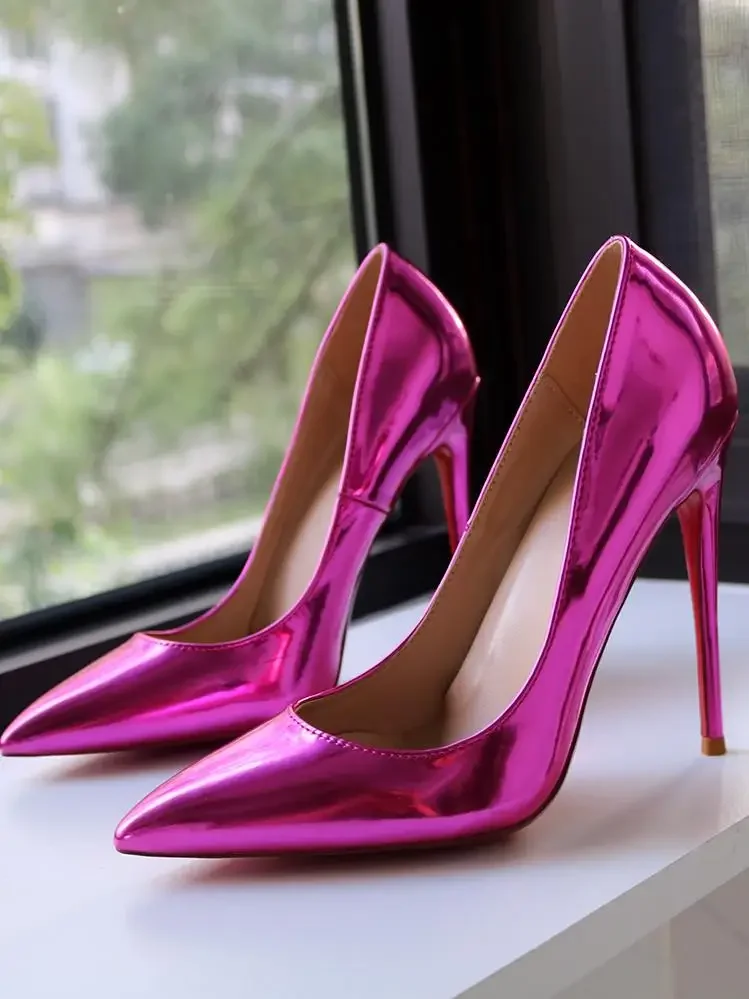 Silver laser pointed high heels with thin heels and ultra shallow mouth, electric light patent leather French custom size 12CM