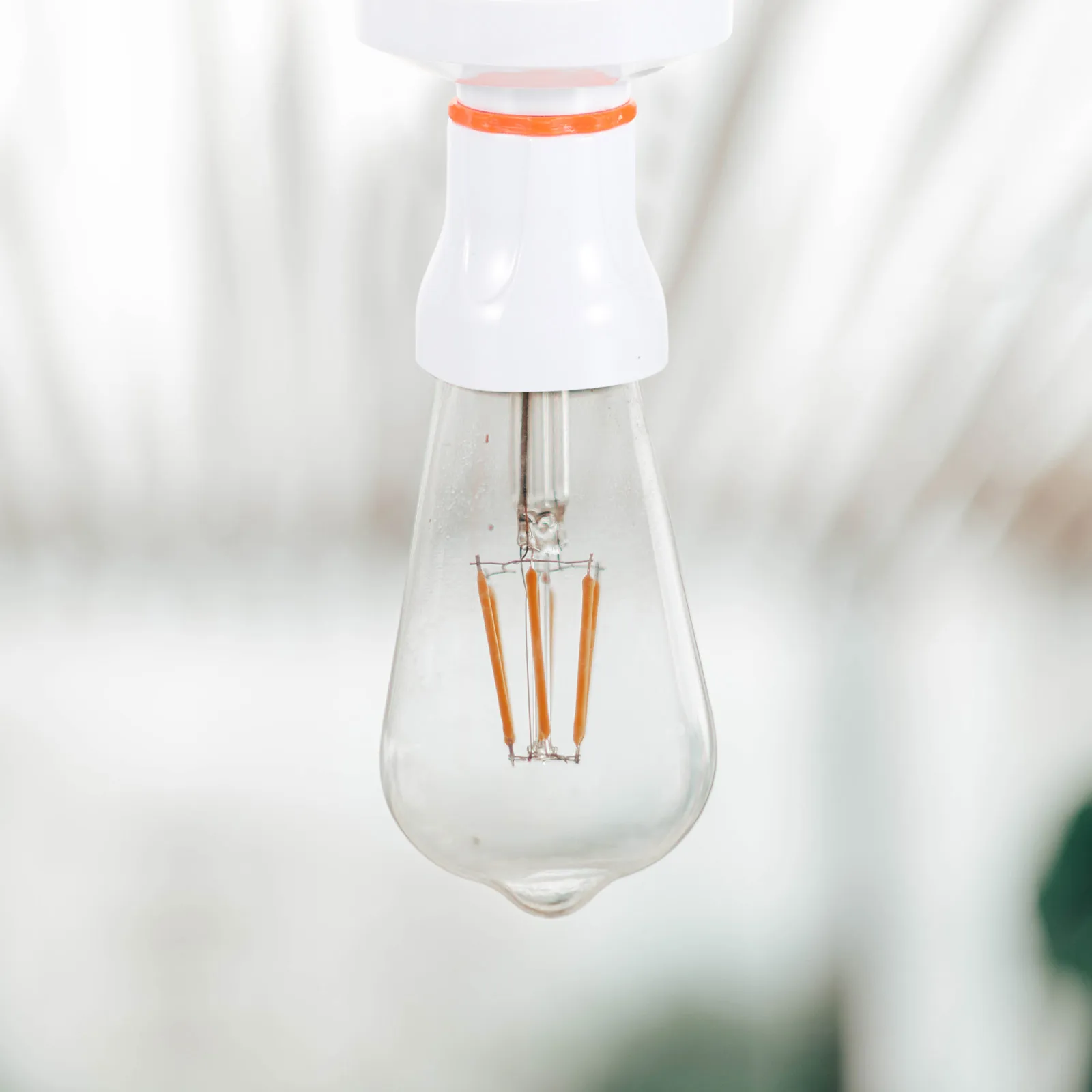 

2Pcs E27 Light Bulb Socket ABS Material Temperature Resistant High Power Compatible Screw Base Parts Outdoor Lamp Holder