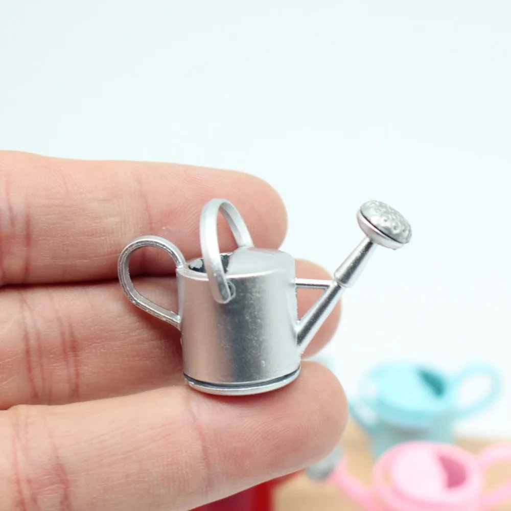 Metal Mini Watering Can Model Simulated Lifelike Watering Can Ornament DIY 1/12 Dollhouse Miniature Watering Can