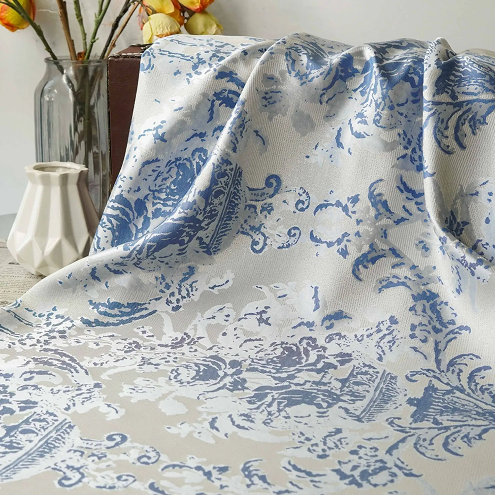 

European Retro Floral Pattern Jacquard Fabric Elegant Cheongsam Dress Gown Coat Curtain Decorative Sewing Fabric