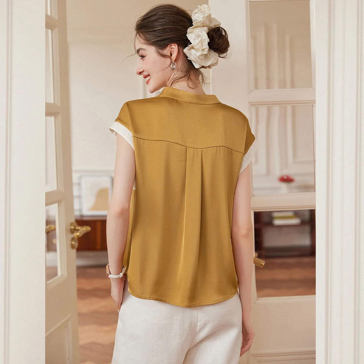 LOUIS YAO Color Contrasting Arc Pattern Splicing Lace Shirt 2025 Summer Fashionable Yellow Stand Up Collar Short Sleeved Shirt