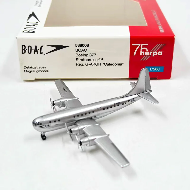 

Модель самолета Boeing 377 Stratocruiser 538008 из литого под давлением сплава, масштаб 1:500, для коллекций и демонстрации.