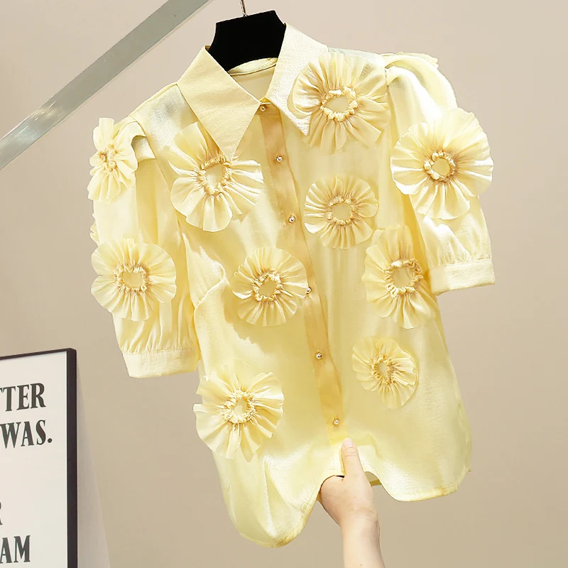 

Handmade Embroidered ort Sve Ogeea irt Faionable High End ort Sve Micro Translucent 3D Flower Disk Button up Top