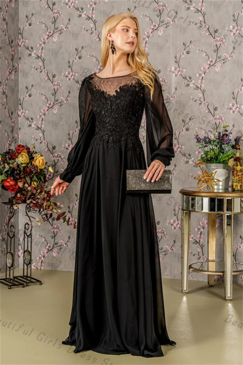 

Chiffon Sheer Neck Long Sleeves Mother of the Bride Dresses Lace Appliques Sparkly Corset Evening Gowns A-line Long Formal Party