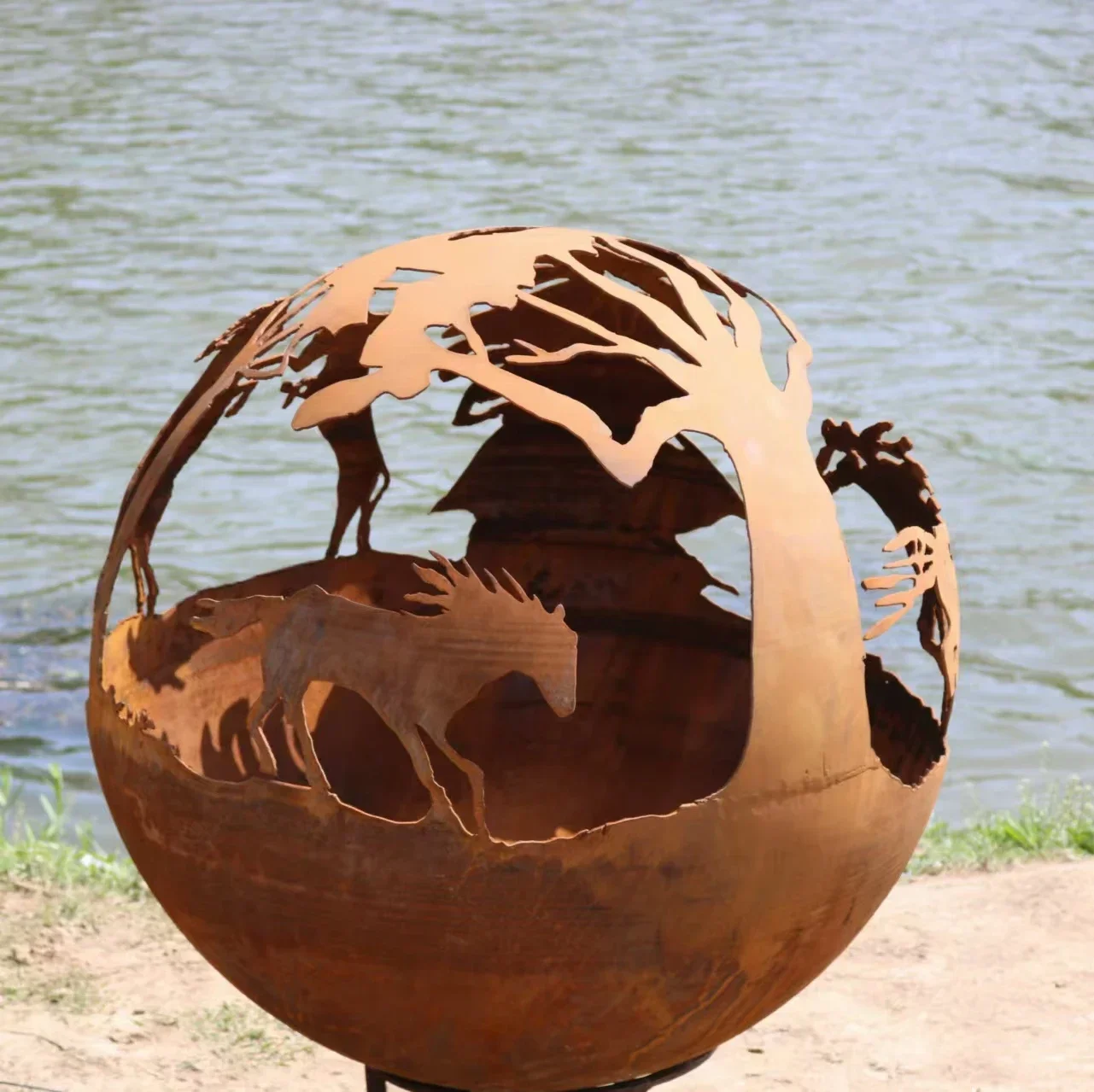 

Garden Custom Metal Fire Pit Corten Steel Sphere Wood Burning Fire Ball