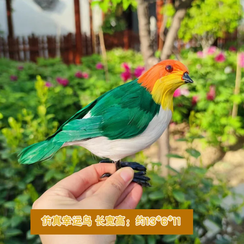 

Милая имитационная модель счастливой птицы из пластика и искусственного меха, зеленая птица, примерно 13x6x11 см.