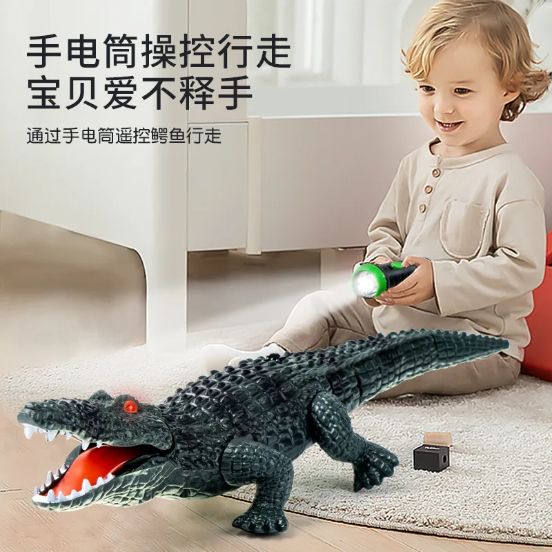 Eye Light Remote Control Simulation Electric Crocodile Prank New And Unique Toy, Halloween Children's Funny Toy,XT251