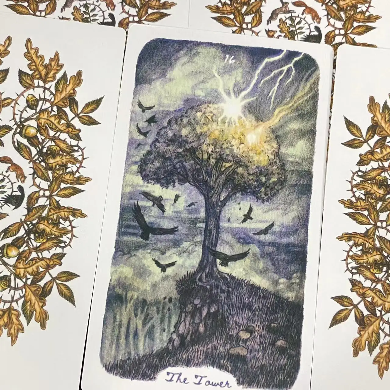 Tarot de roble, ceniza y espina de 12*7 cm