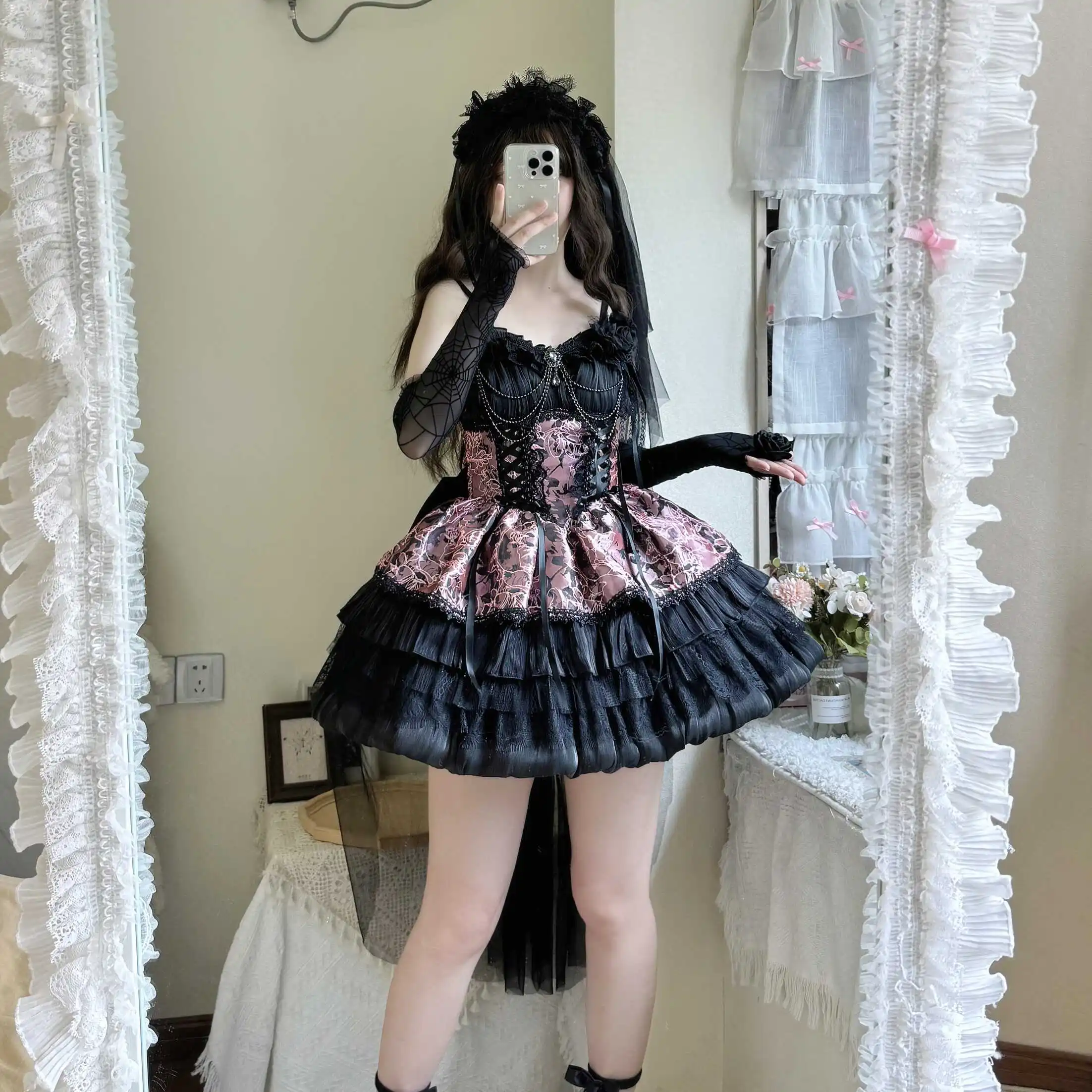 Japanese Style Sweet Lolita JSk Princess Dress Lace Stitching Chain Lace Bow Sleeveless High Waist Slim Mini Sling Dress Women